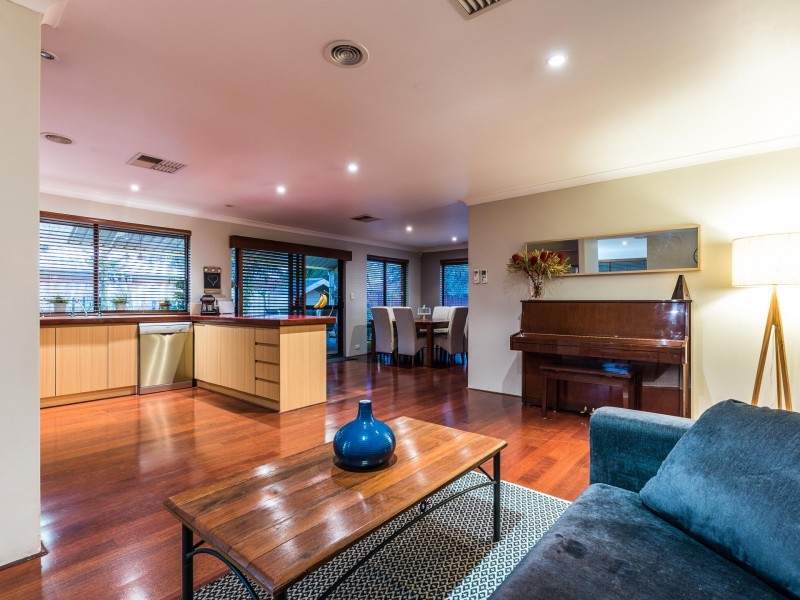 245 Station Street, East Cannington WA 6107