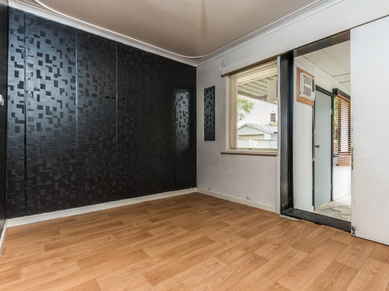 122 Attfield Street, Maddington WA 6109