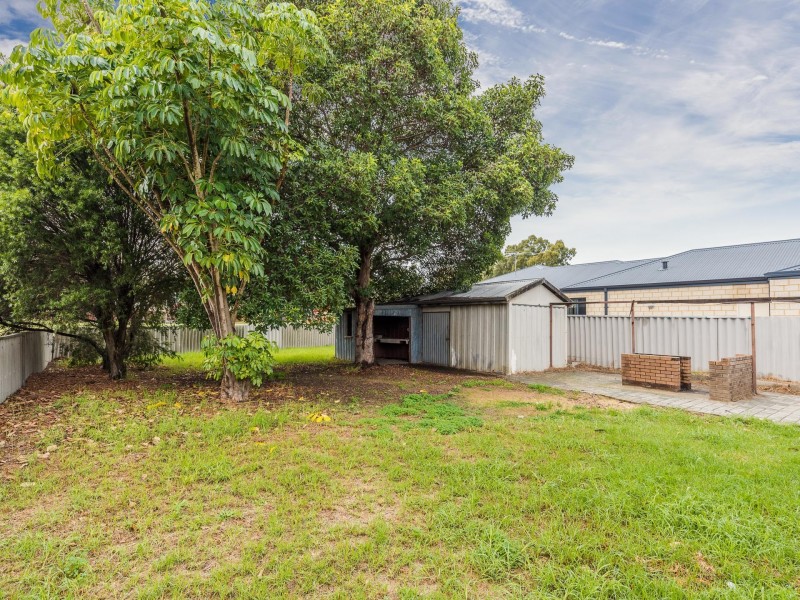 122 Attfield Street, Maddington WA 6109