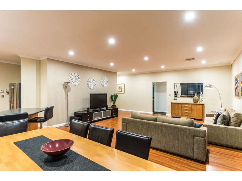 12 Gamenya Street, Canning Vale WA 6155