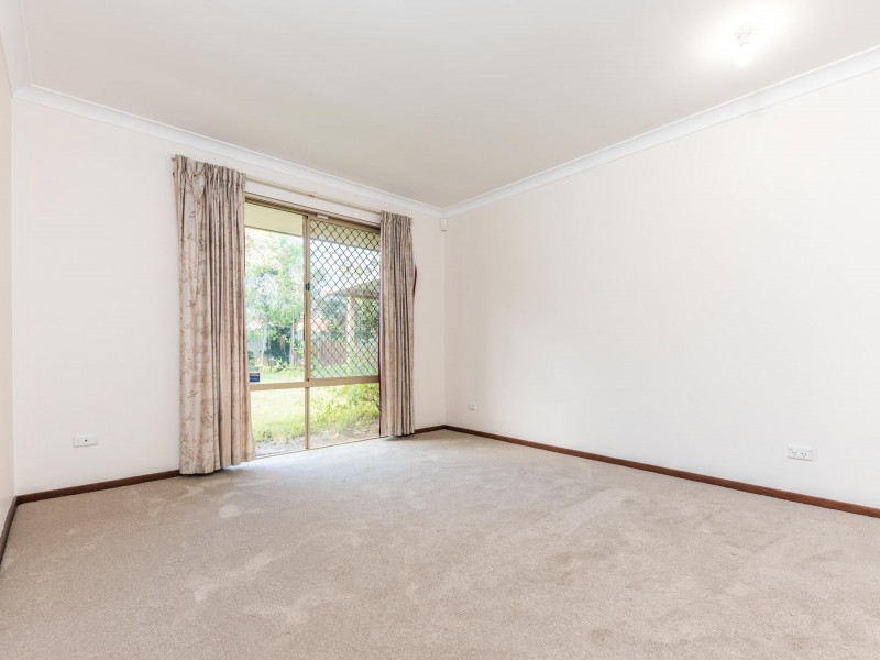 17 Nicholson Loop, Bateman WA 6150