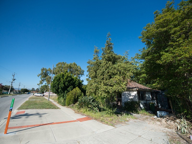 7 Lena Street, Beckenham WA 6107