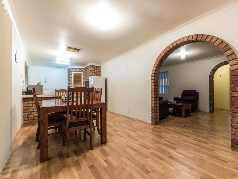 2/7 Tarun Court, Cannington WA 6107