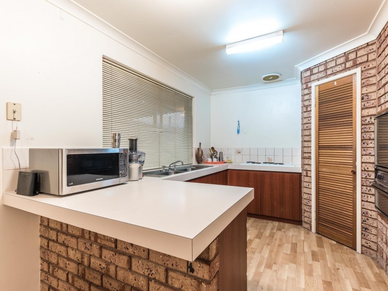 2/7 Tarun Court, Cannington WA 6107