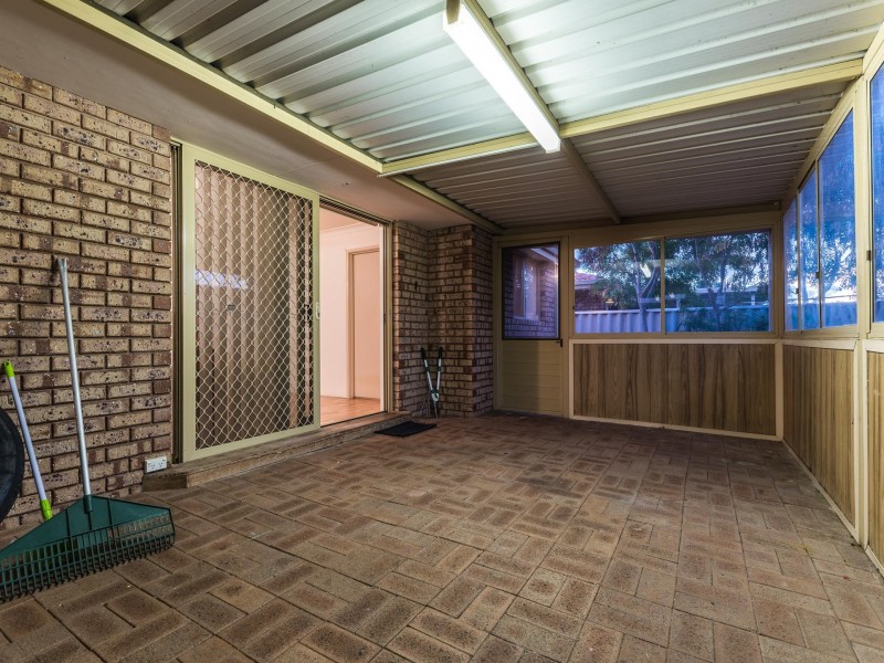 2/7 Tarun Court, Cannington WA 6107