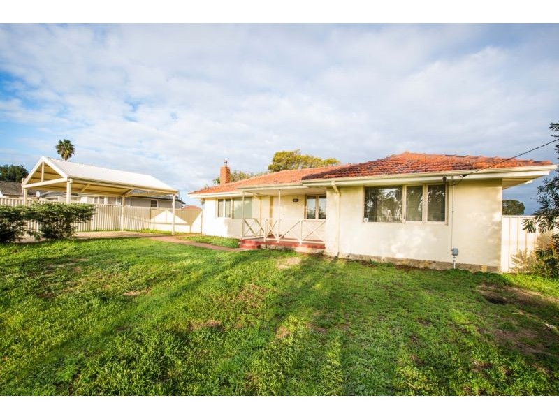 25 Donaldson Street, Queens Park WA 6107