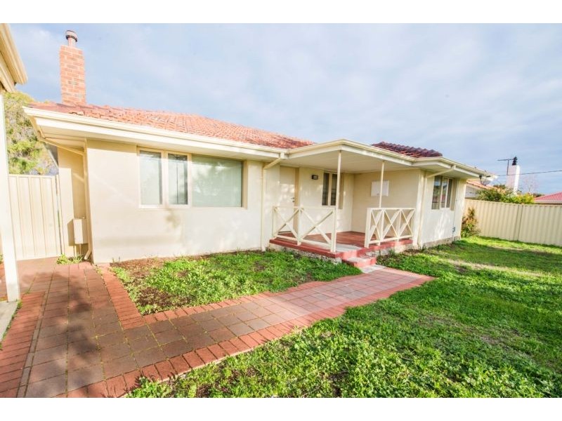 25 Donaldson Street, Queens Park WA 6107