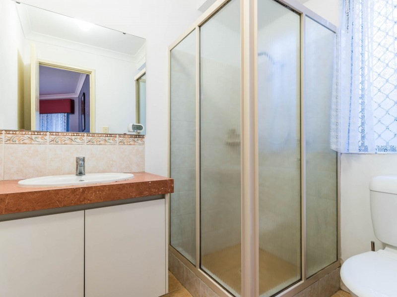 15 Spoonbill Place, Queens Park WA 6107