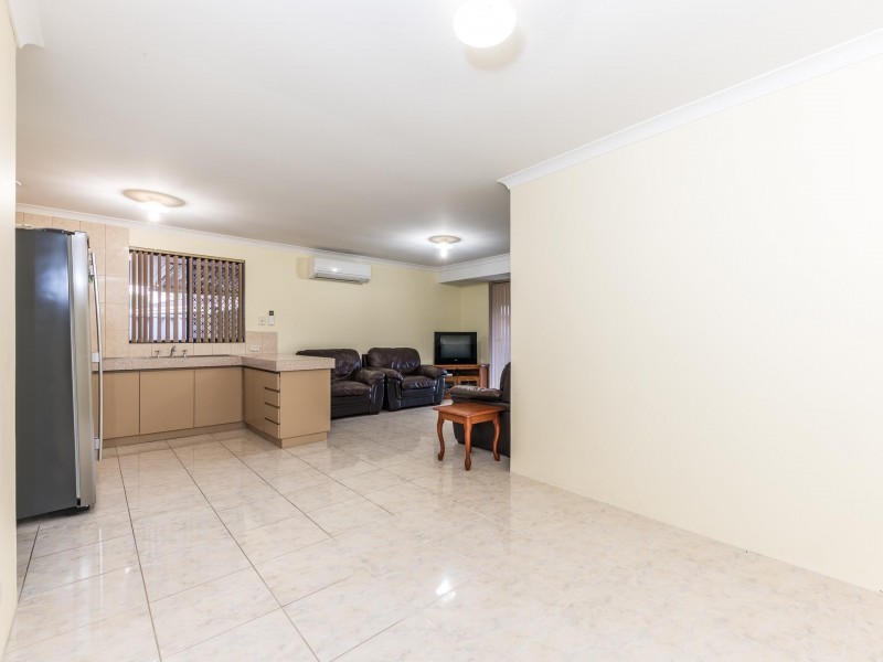 12 Bush Close, Beckenham WA 6107