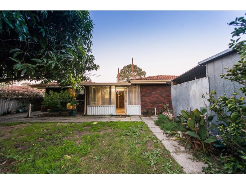 10 Gilchrist Street, Kenwick WA 6107