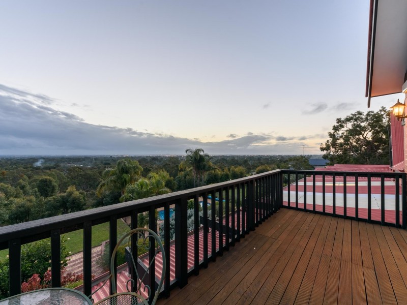 34 Honey Road, Forrestfield WA 6058