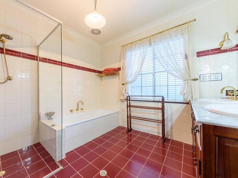 34 Honey Road, Forrestfield WA 6058
