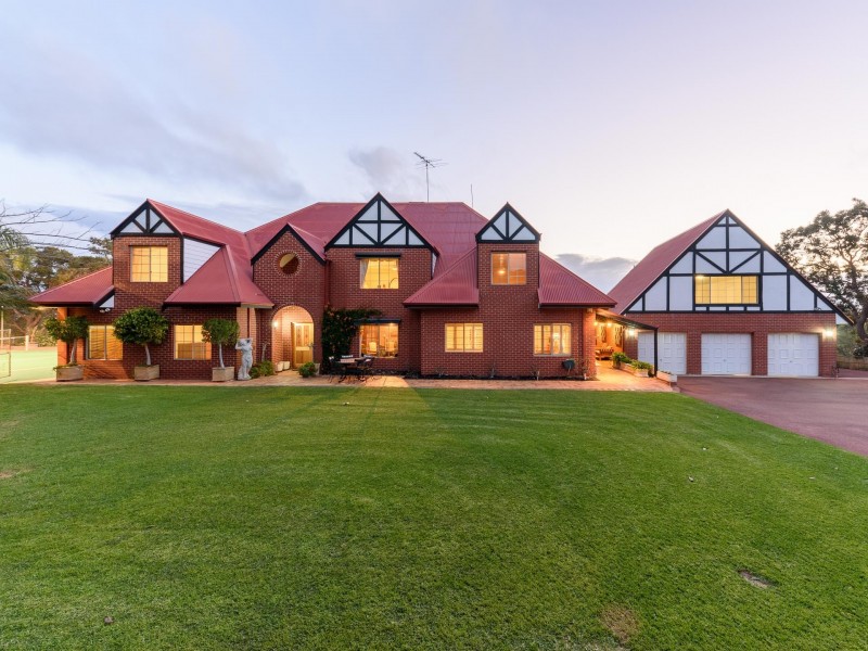 34 Honey Road, Forrestfield WA 6058