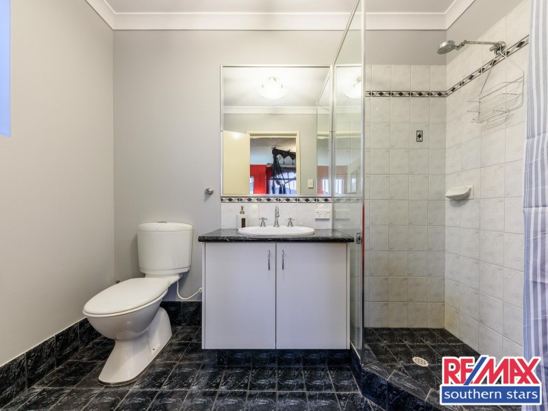8 Tulip Way, East Cannington WA 6107
