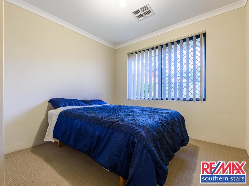 8 Tulip Way, East Cannington WA 6107
