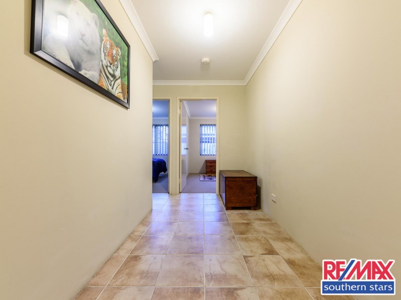 8 Tulip Way, East Cannington WA 6107