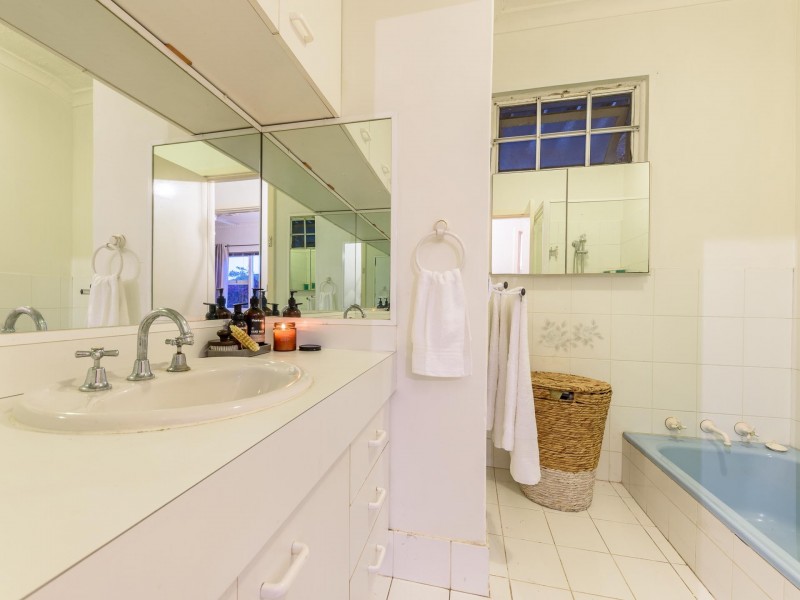 8A Doust Street, Cannington WA 6107