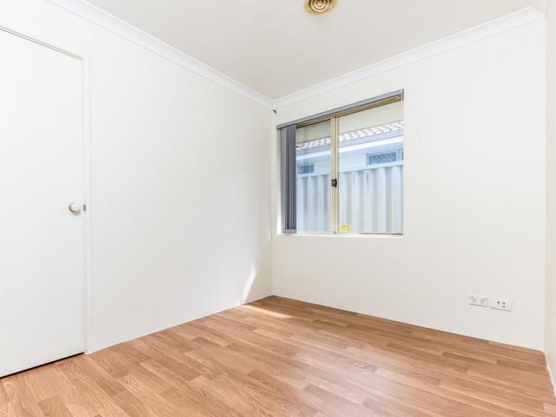 2a Fleming Avenue, Bentley WA 6102