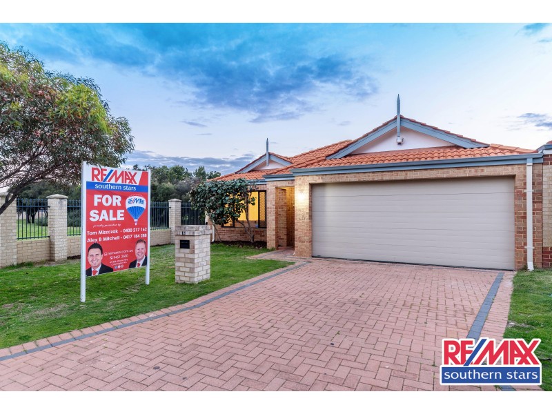 15 Darter Place, Queens Park WA 6107