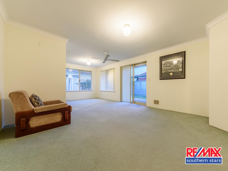 3/17 Civic Gardens, Cannington WA 6107