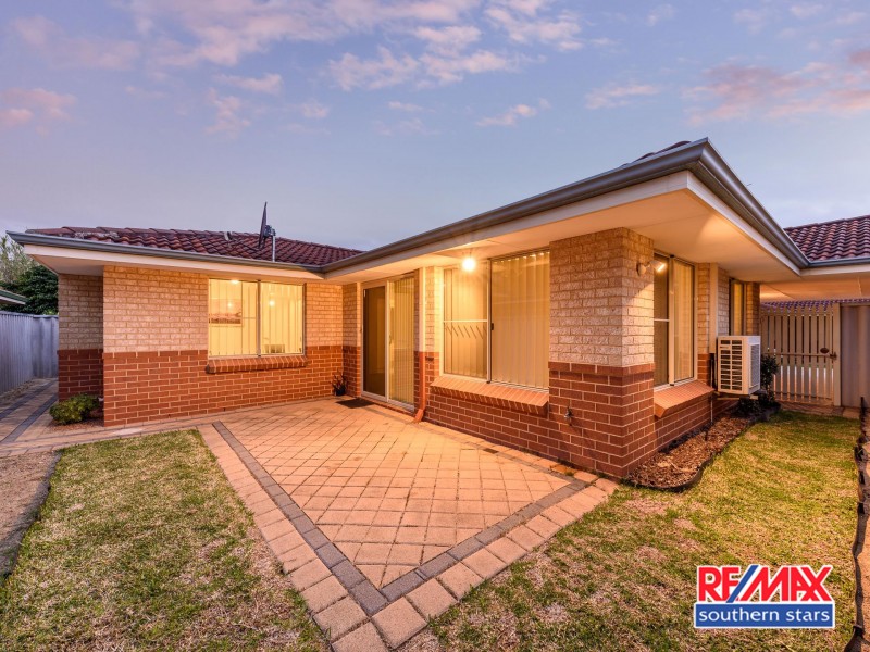 3/17 Civic Gardens, Cannington WA 6107