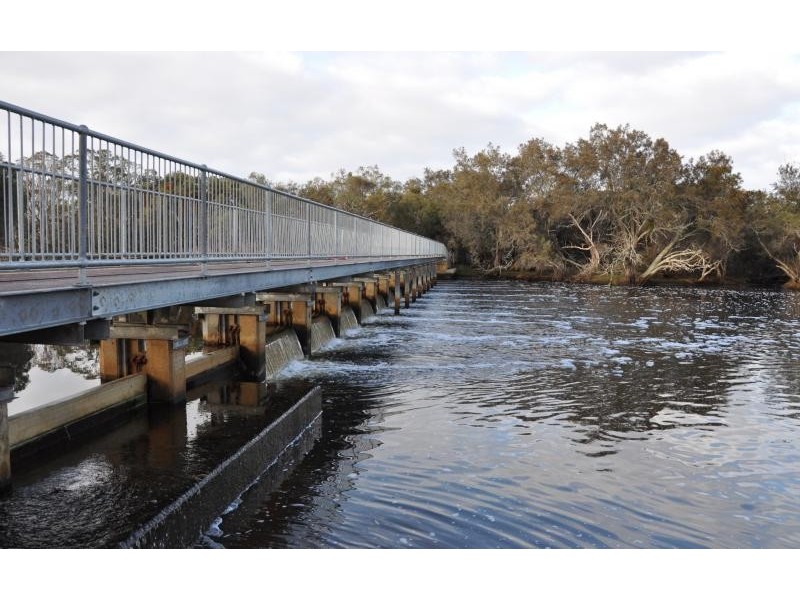 3/17 Civic Gardens, Cannington WA 6107