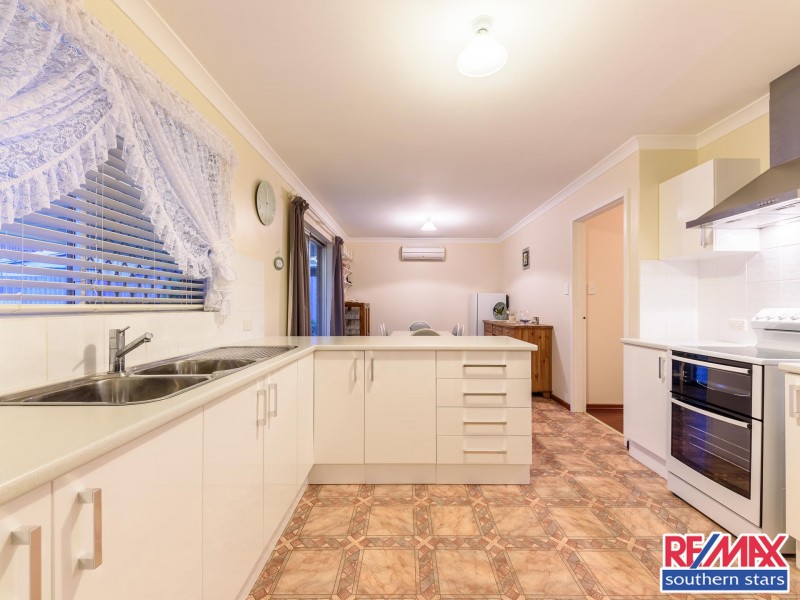 9 Dahlia Street, East Cannington WA 6107