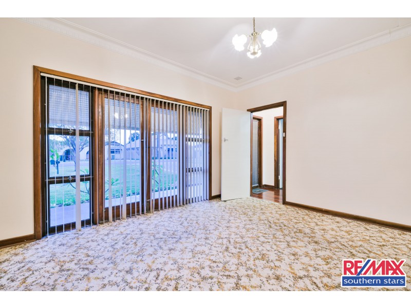 60 Redcliffe Street, East Cannington WA 6107