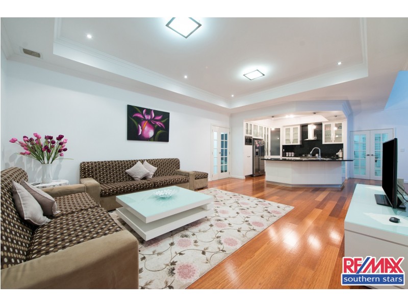 128 Station Street, East Cannington WA 6107