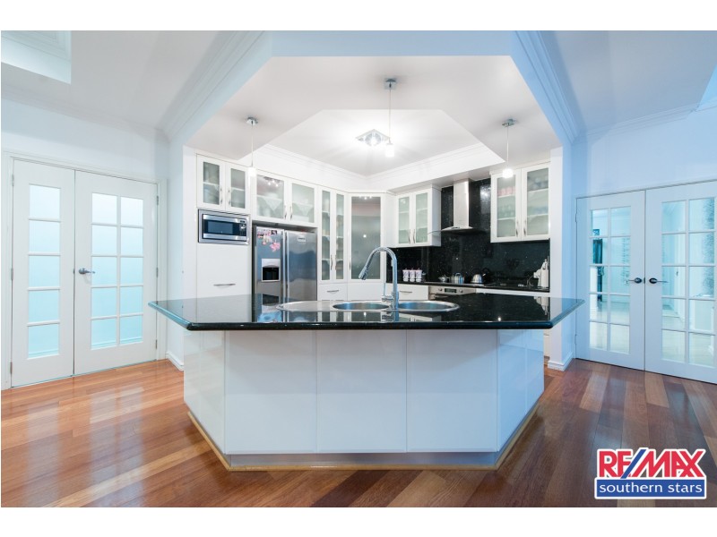 128 Station Street, East Cannington WA 6107