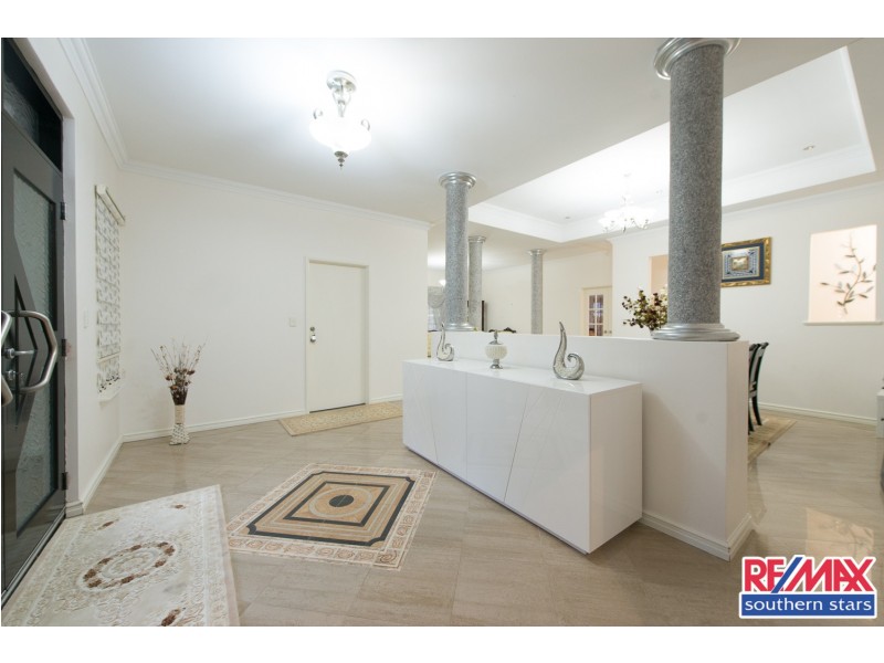 128 Station Street, East Cannington WA 6107