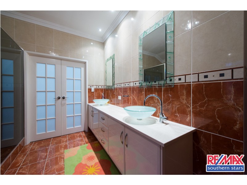 128 Station Street, East Cannington WA 6107