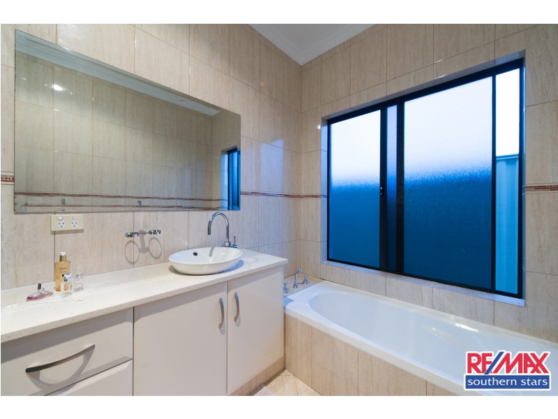 128 Station Street, East Cannington WA 6107