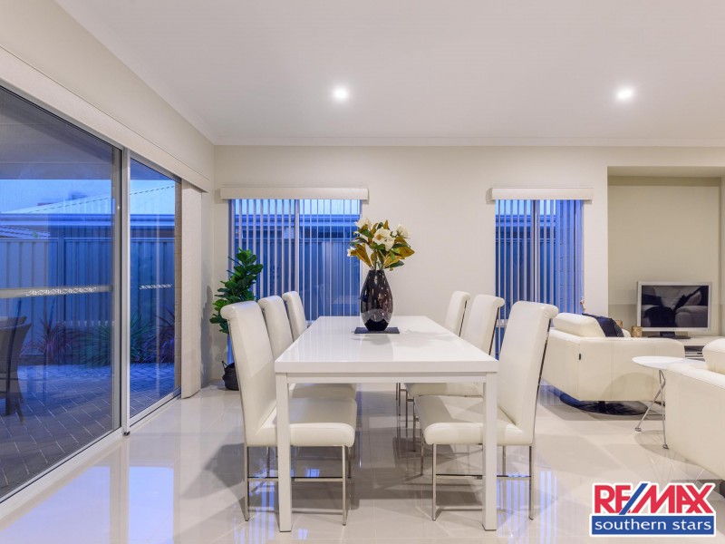 120c Thomas Street, Queens Park WA 6107