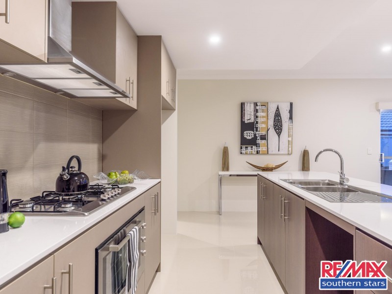 120c Thomas Street, Queens Park WA 6107