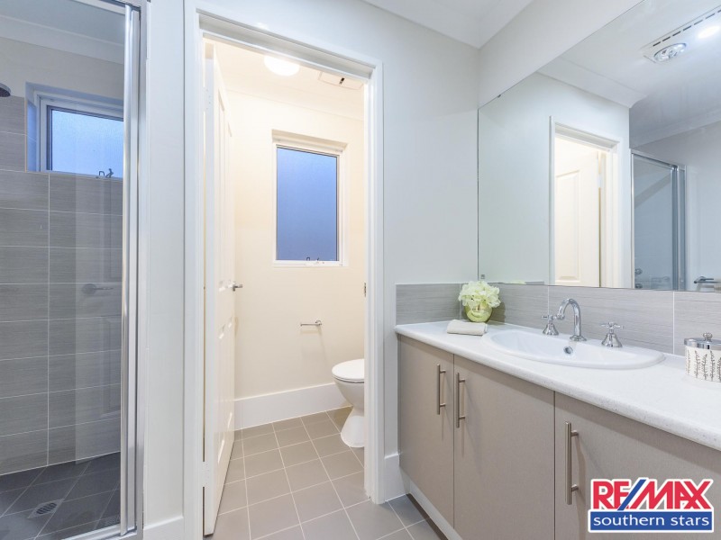 120c Thomas Street, Queens Park WA 6107