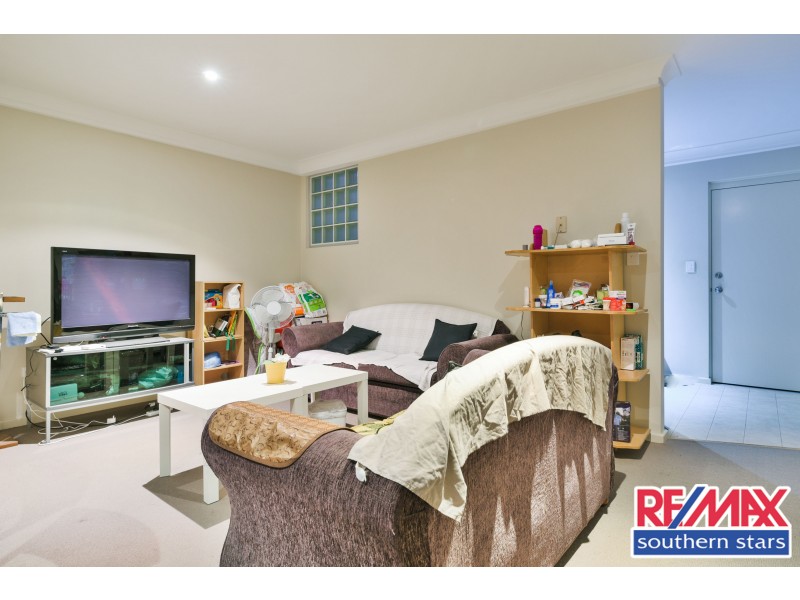 9/329 Sevenoaks Street, Cannington WA 6107