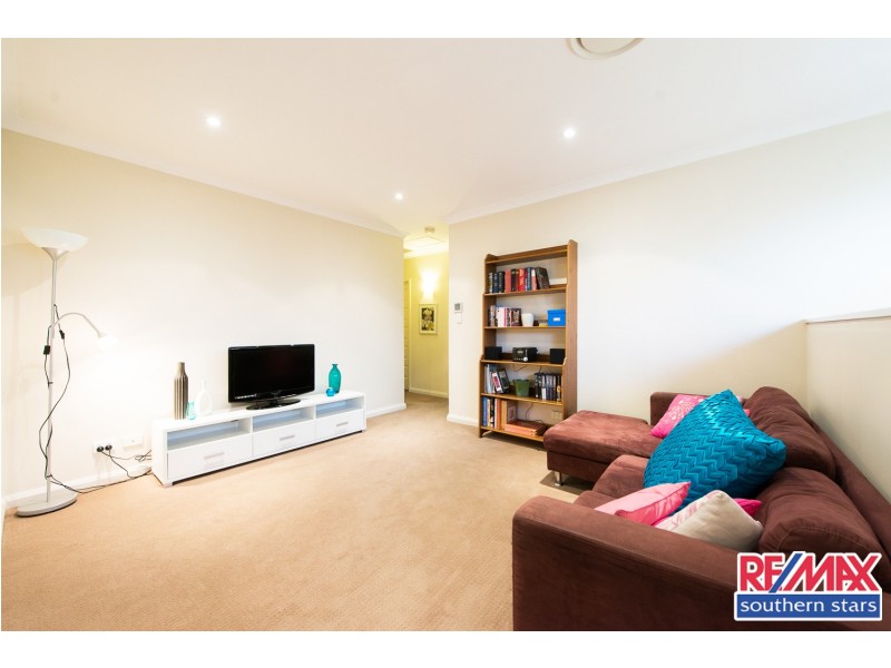105a Alderley Square, Wilson WA 6107