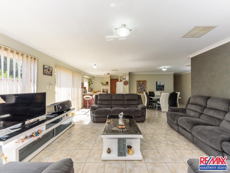 148 Hamilton Street, Queens Park WA 6107