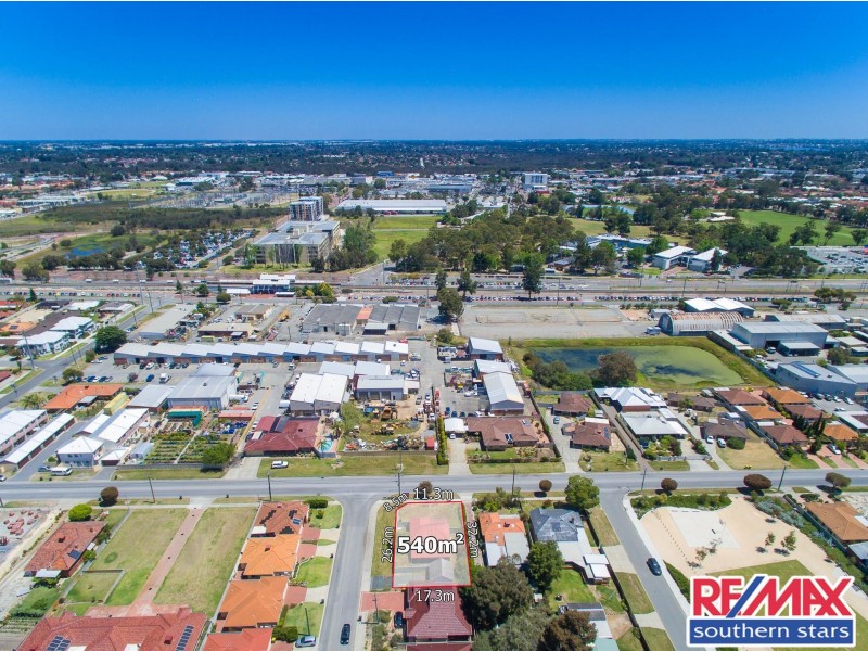 46 Renou Street, Queens Park WA 6107