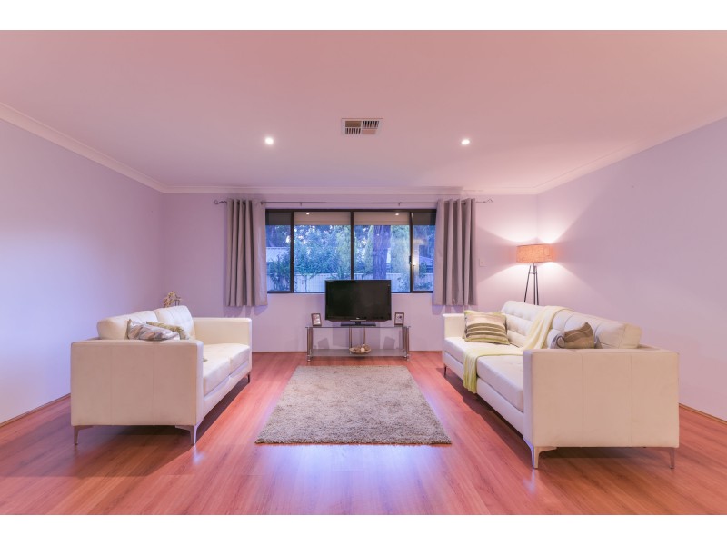 26 Dawson Avenue, Forrestfield WA 6058