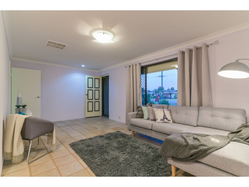 26 Dawson Avenue, Forrestfield WA 6058