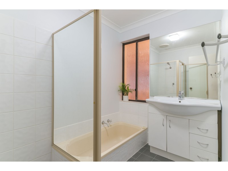 26 Dawson Avenue, Forrestfield WA 6058