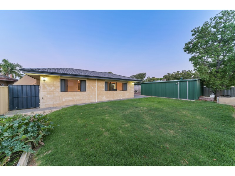 26 Dawson Avenue, Forrestfield WA 6058