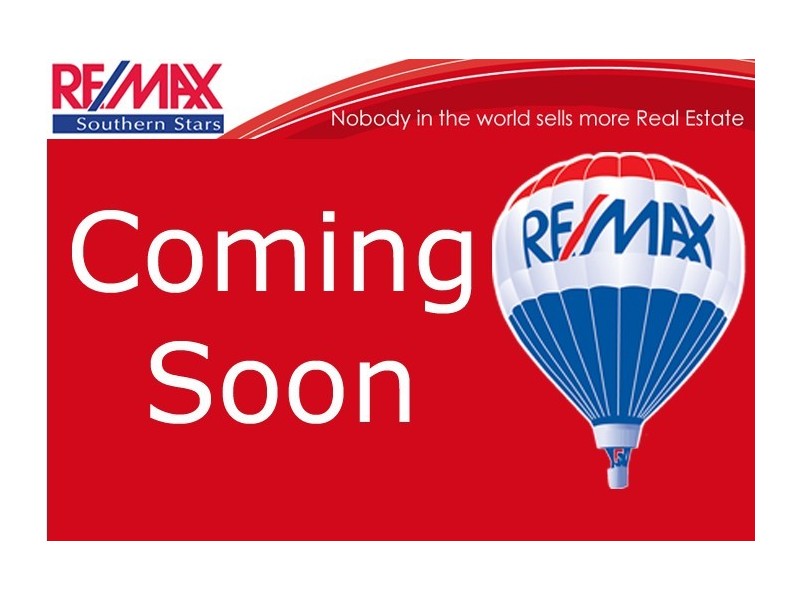 8 Elshaw Street, Queens Park WA 6107