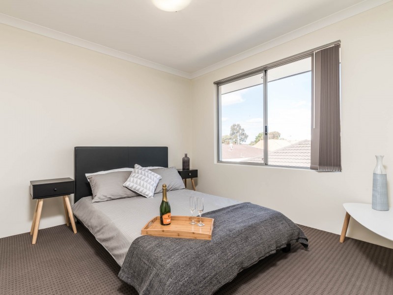 8/1 Henry Street, East Cannington WA 6107