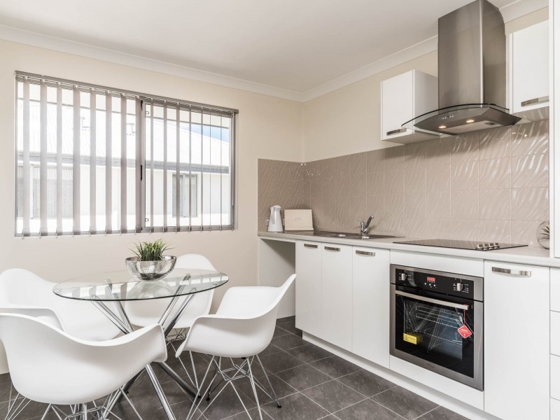 8/1 Henry Street, East Cannington WA 6107