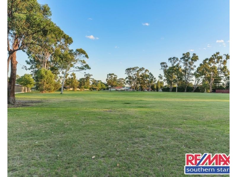 29 Carissa Way, Forrestfield WA 6058