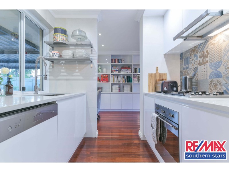 66 Grenadier Drive, Thornlie WA 6108