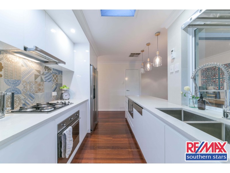 66 Grenadier Drive, Thornlie WA 6108